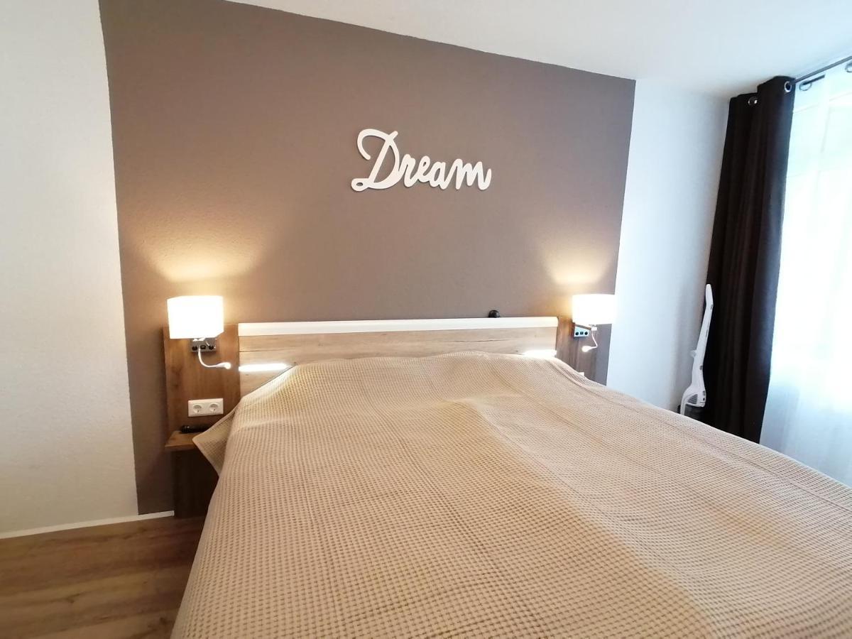 Ferienwohnung Am Schluchsee Mit Balkon & Pool エクステリア 写真